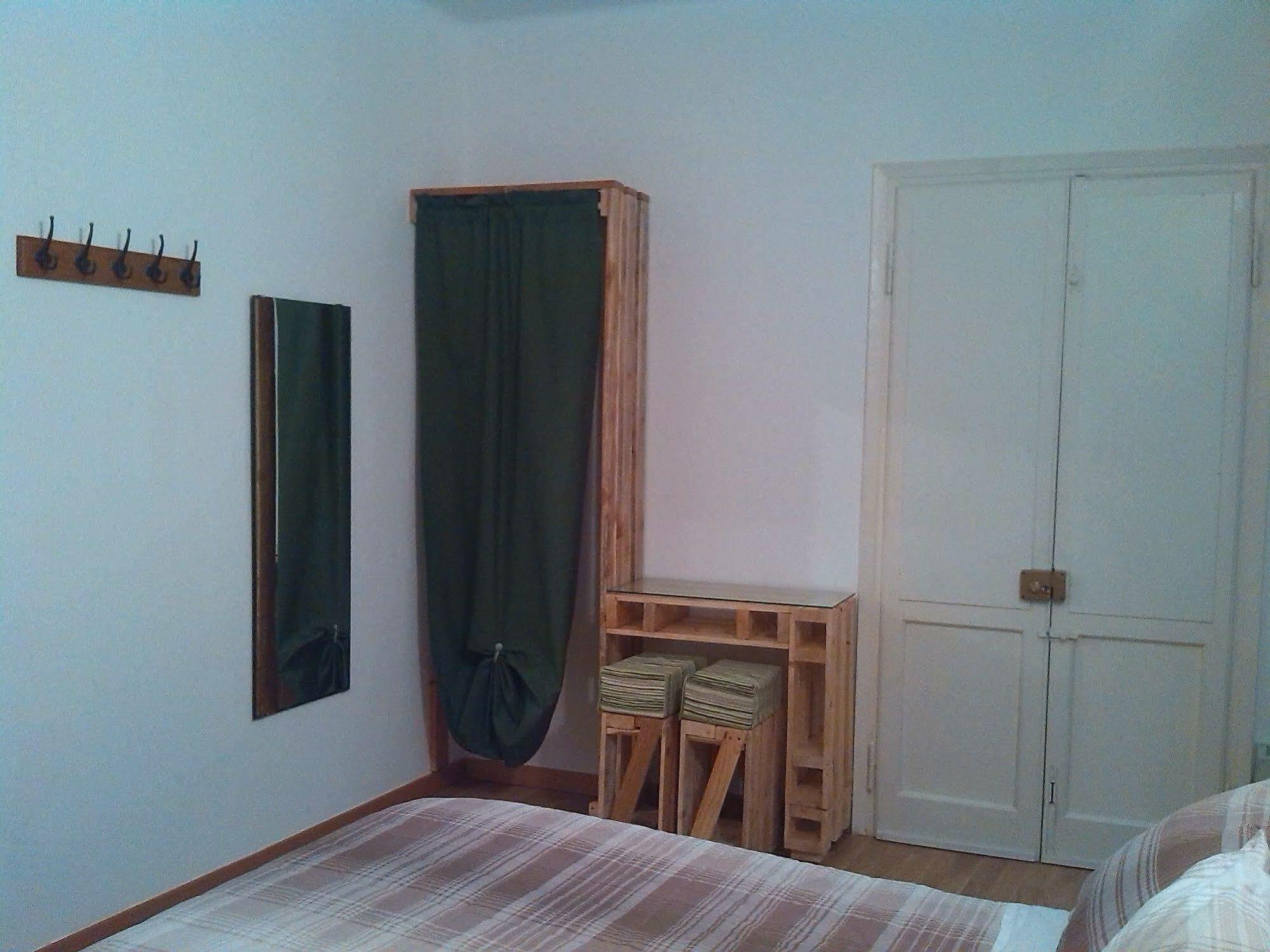 Uptown B'N'B Hotel Bergamo Bagian luar foto